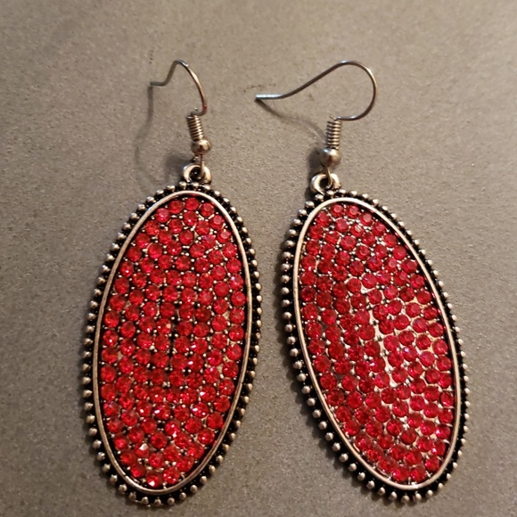 Jewelry - TRENDY BEAUTIFUL EARRINGS